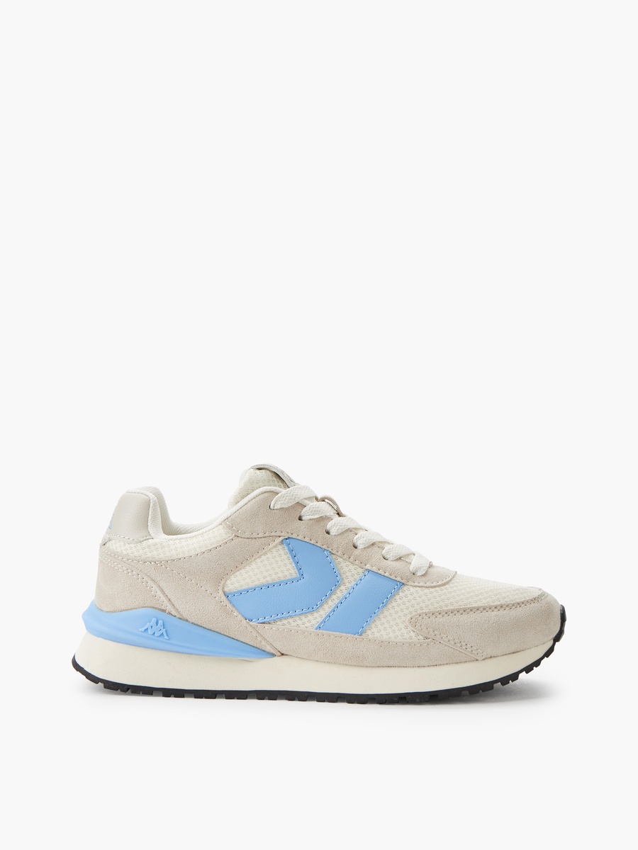 Women Lace-Up Sports Shoes
