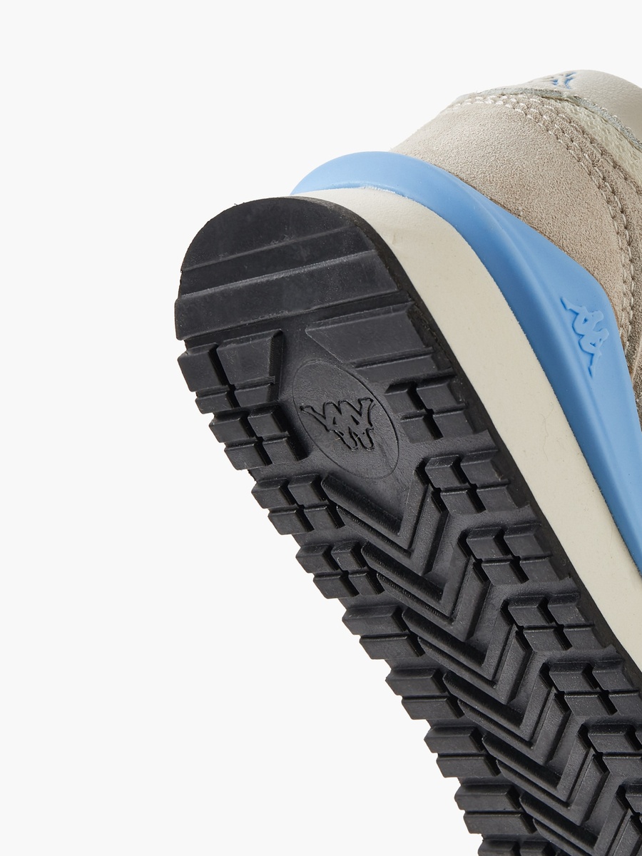 Women Lace-Up Sports Shoes