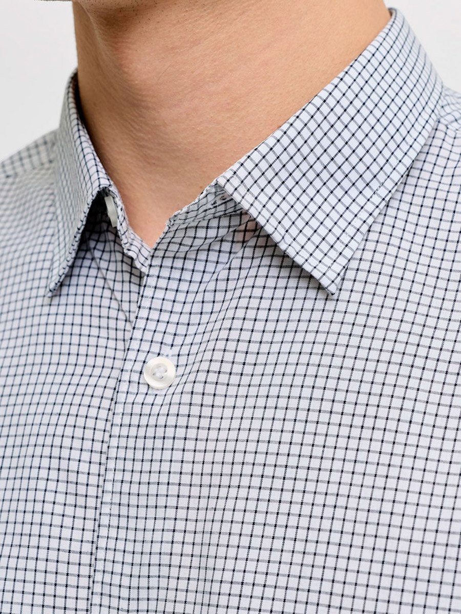 قميص كاروهات بياقة سبريد