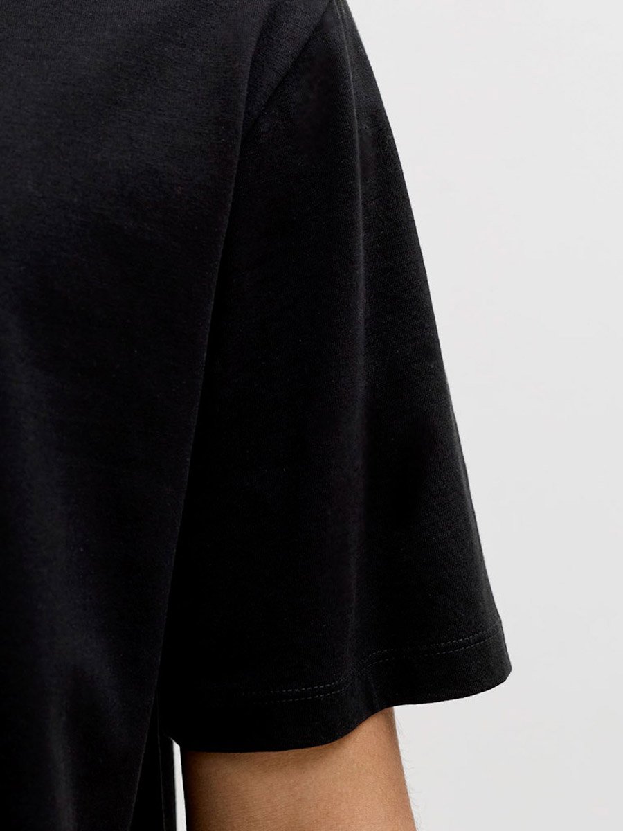Black Honolulu Graphic Crew Neck T-Shirt
