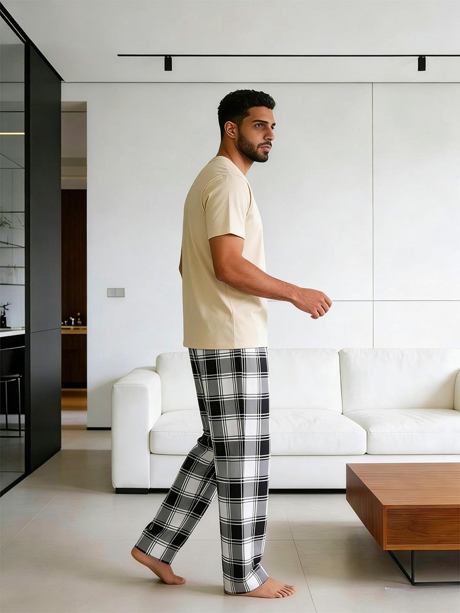 Men Solid Round Neck T-Shirt and Checked Pants Set