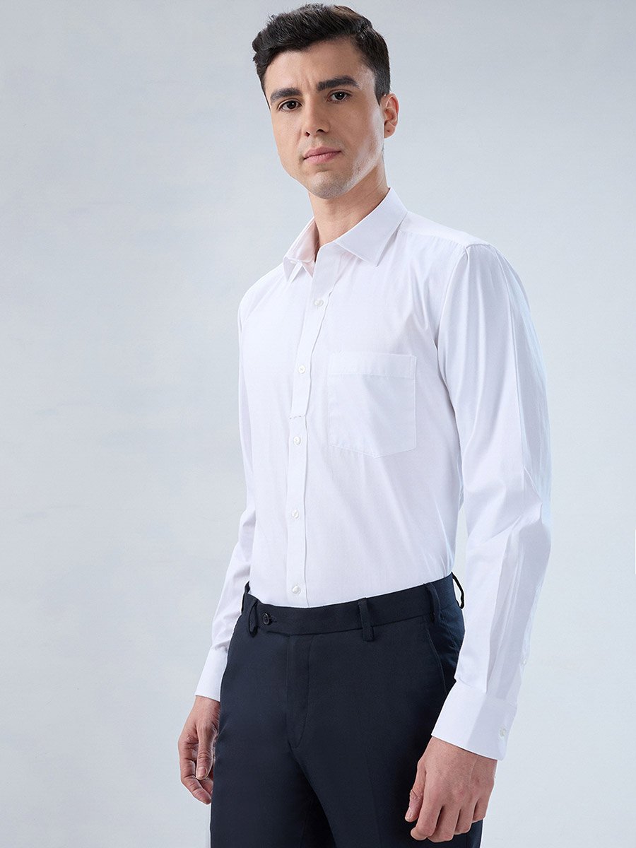 Men White Solid Regular Fit Shirt with Pocket Detail