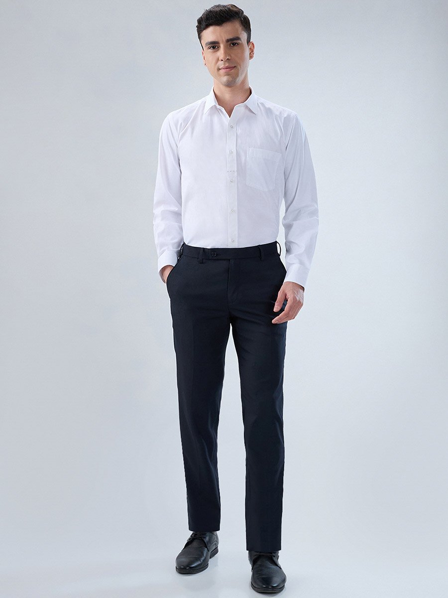 Men White Solid Regular Fit Shirt with Pocket Detail