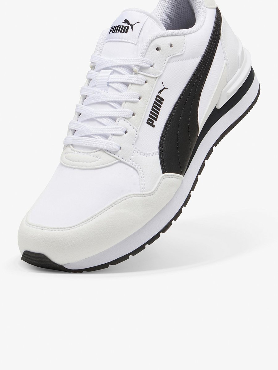ST Runner V4 NL Sneakers