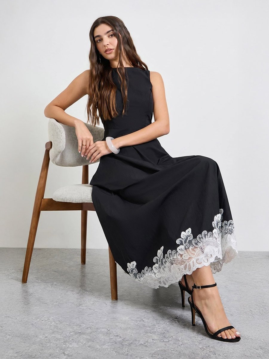 Black Lace Hem Sleeveless A-Line Maxi Dress