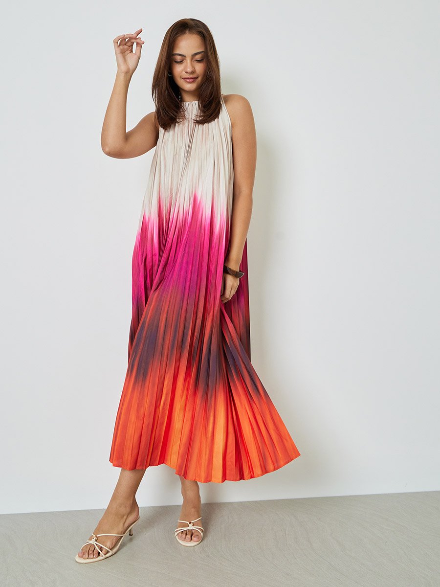 Ombre Look Halter Neck Pleated Maxi Dress