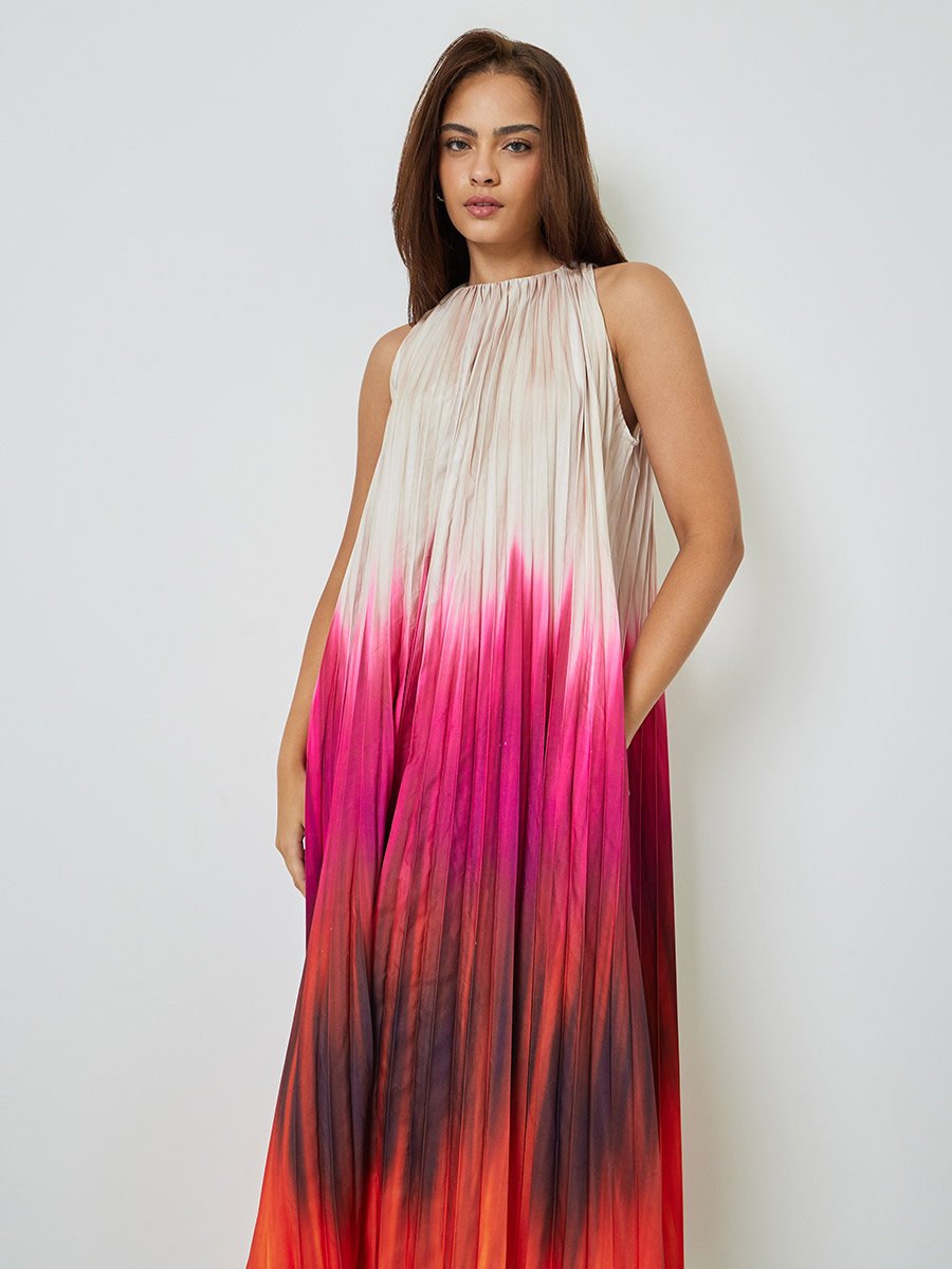 Ombre Look Halter Neck Pleated Maxi Dress