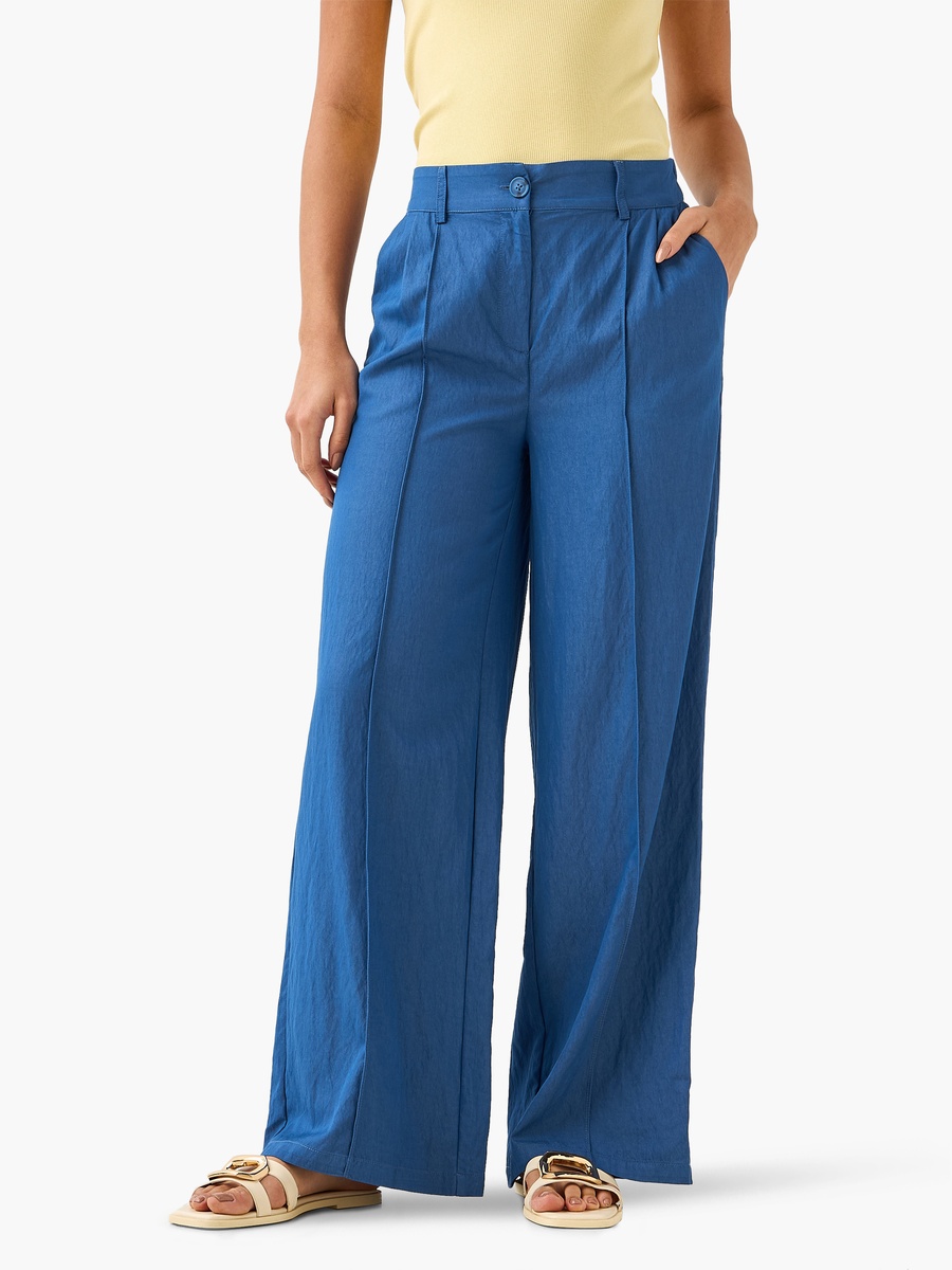 Relaxed Fit Mid-Rise Textured Trousers