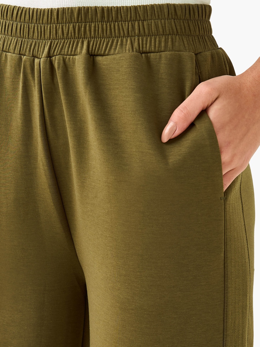 Mid-Rise Wide Leg Pants with Pockets
