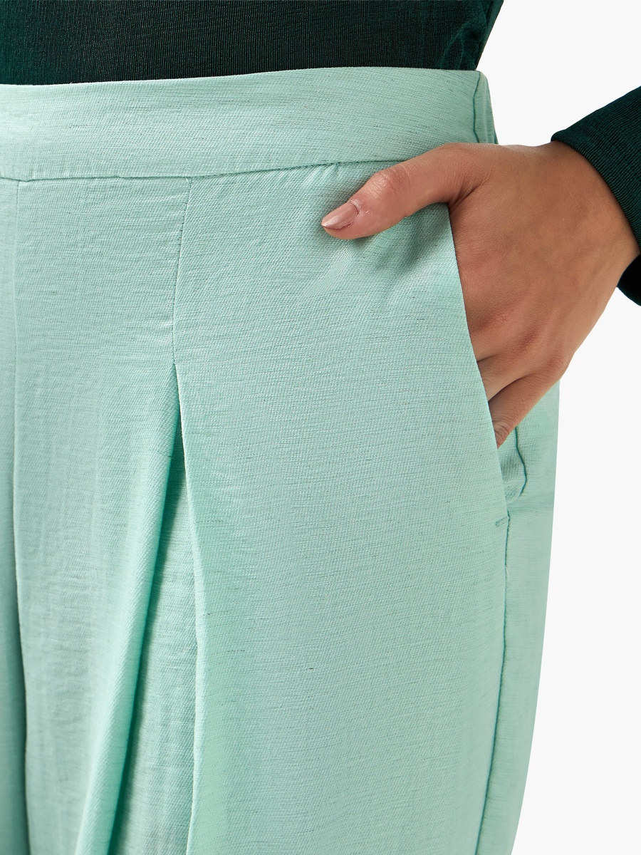Wide Leg Solid Pleated Pants