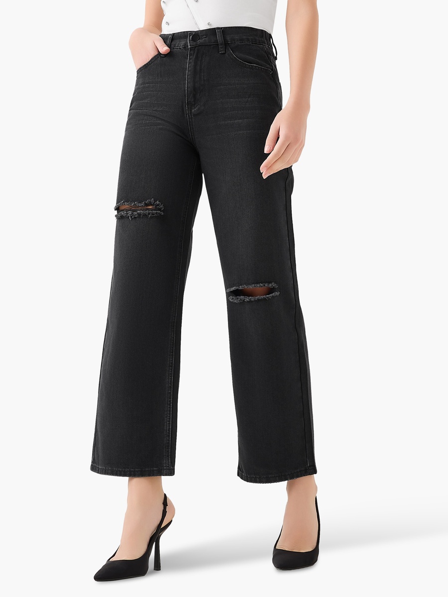 Mid-Rise Jeans with Ripped Detail