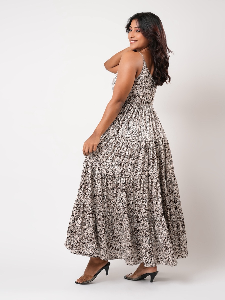 Sleeveless Tiered Maxi Night Gown with Animal Print