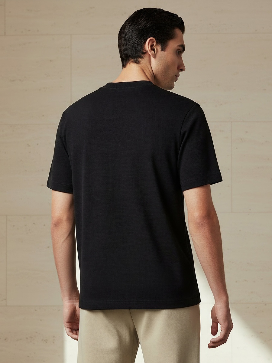 Men Regular Fit Crew Neck Short Sleeves Badge Detail T-Shirt