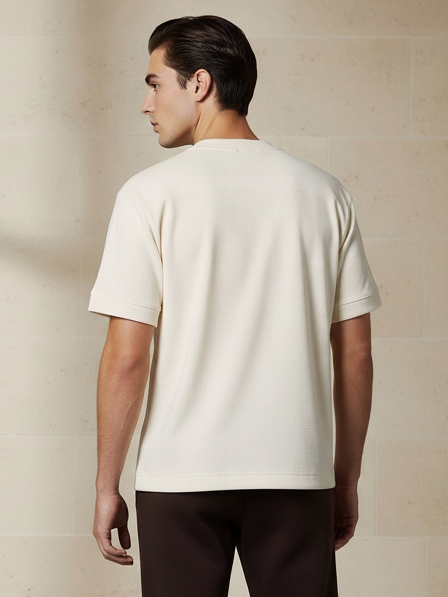 Men Relaxed Crew Neck Short Sleeves Textured T-Shirt