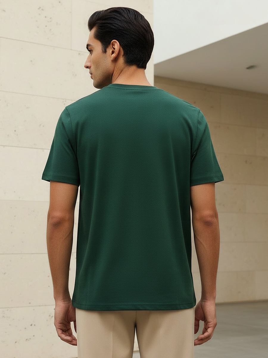 Men Slim Fit Crew Neck Short Sleeves Graphic Print T-Shirt