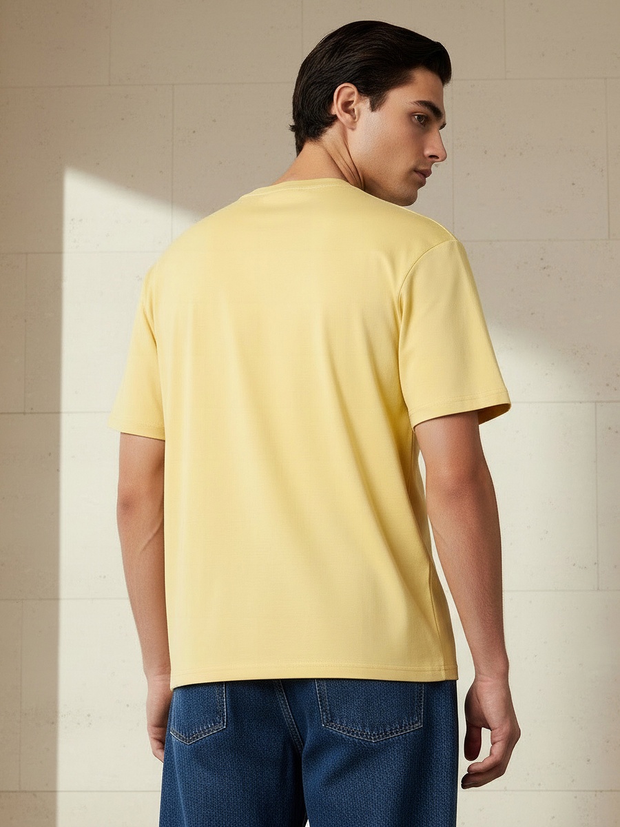 Men Relaxed Fit Crew Neck Short Sleeve T-Shirt