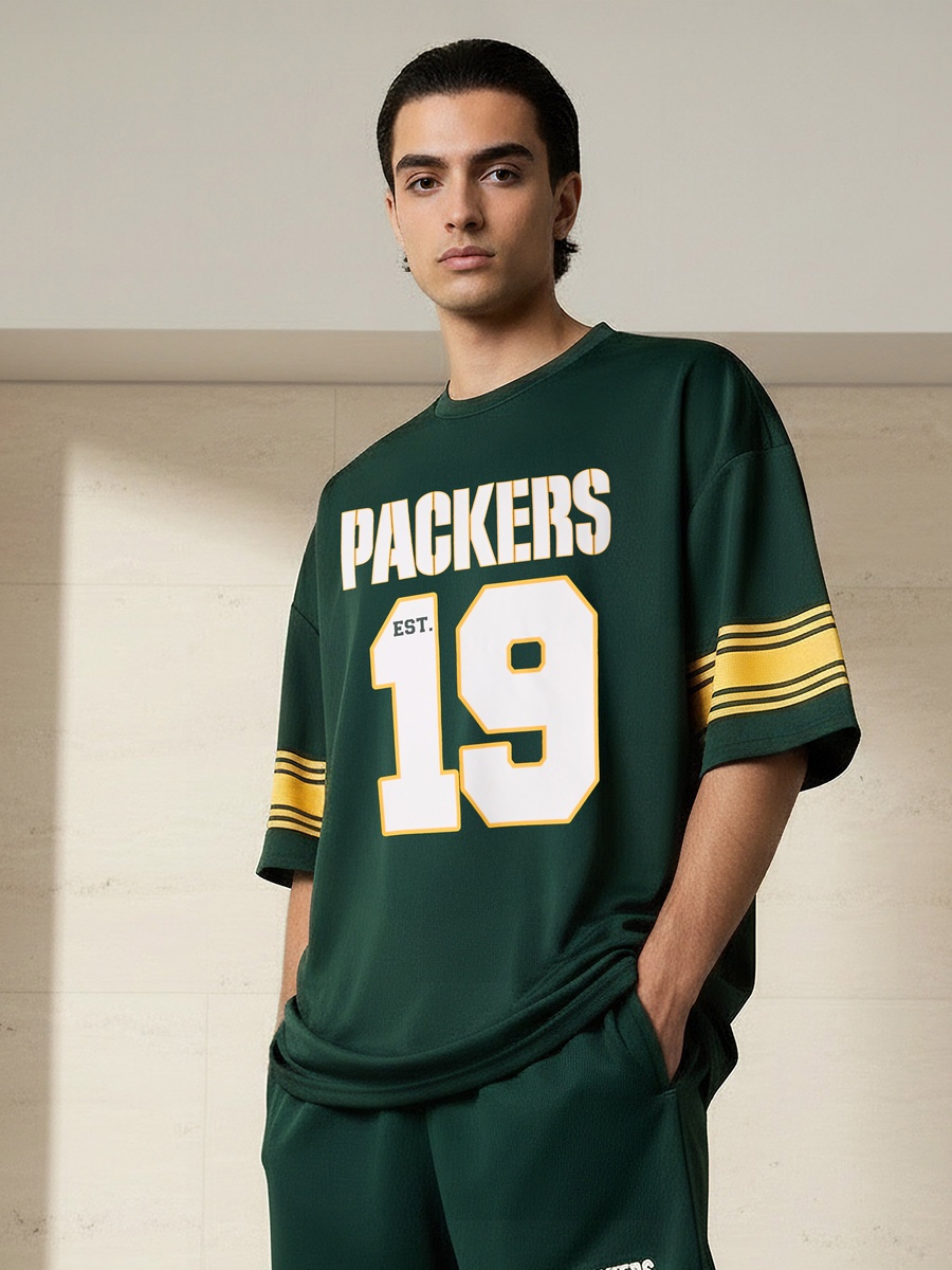 Men Relaxed Fit Round Neck Short Sleeves Green Bay Packers Print T-Shirt