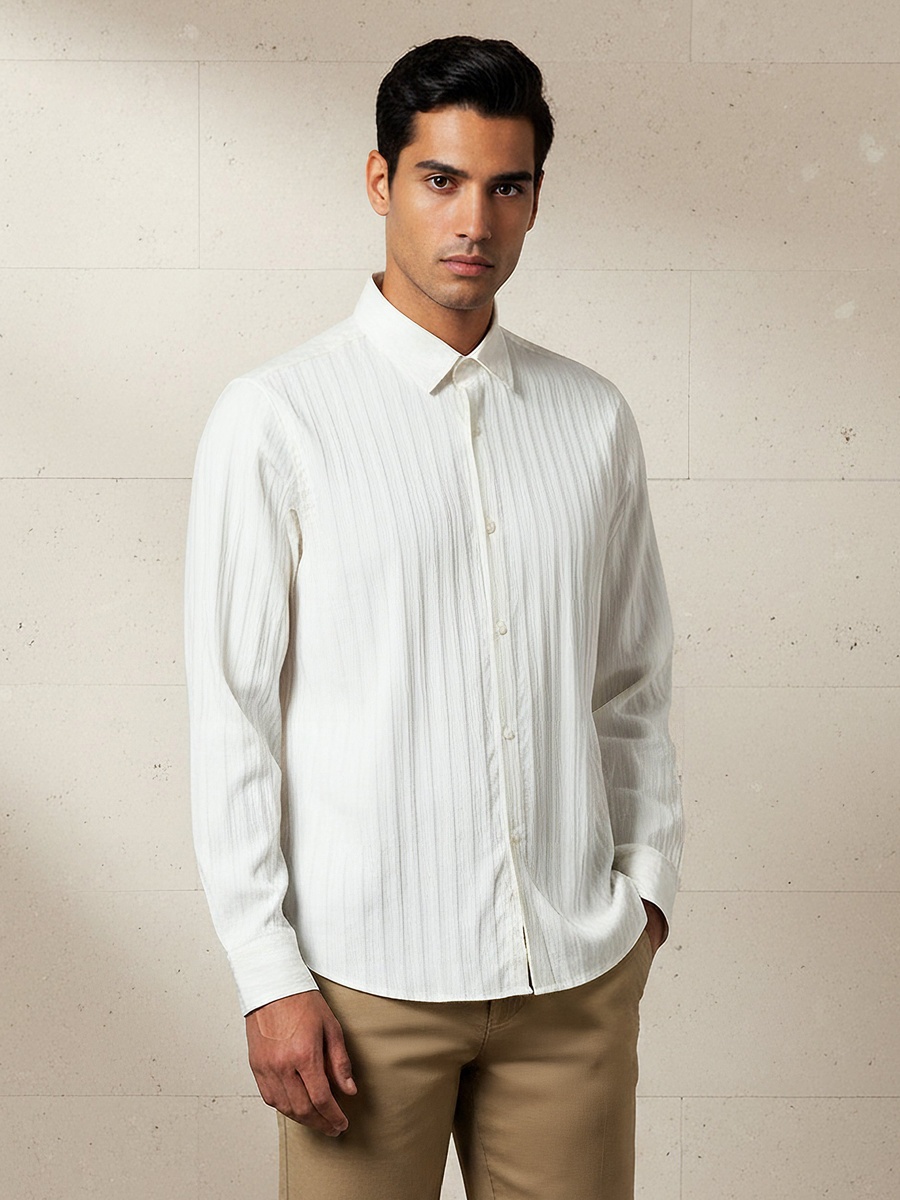 Men Regular Fit Collared Textured Long Sleeves Shirt