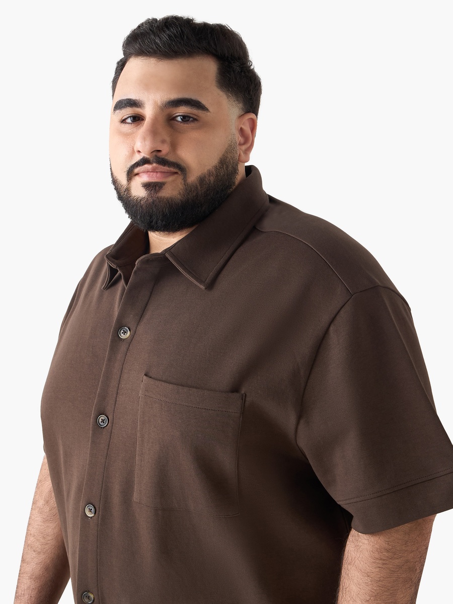 Men Regular Fit Collared Short Sleeve Shirt