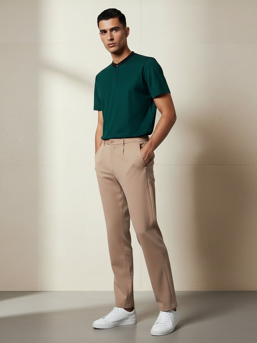 Men Regular Fit Pleated Trousers