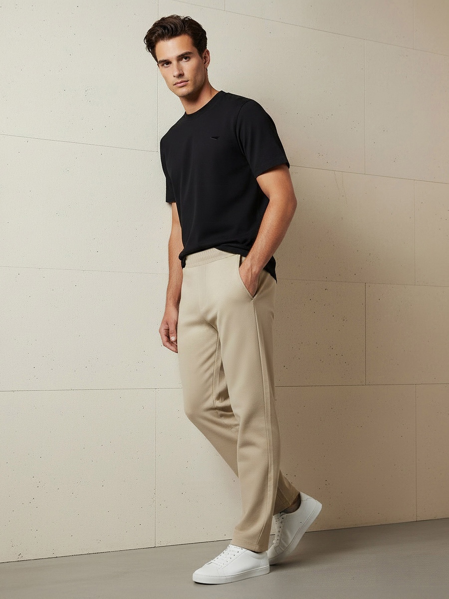 Men Relaxed Fit Joggers with Pockets