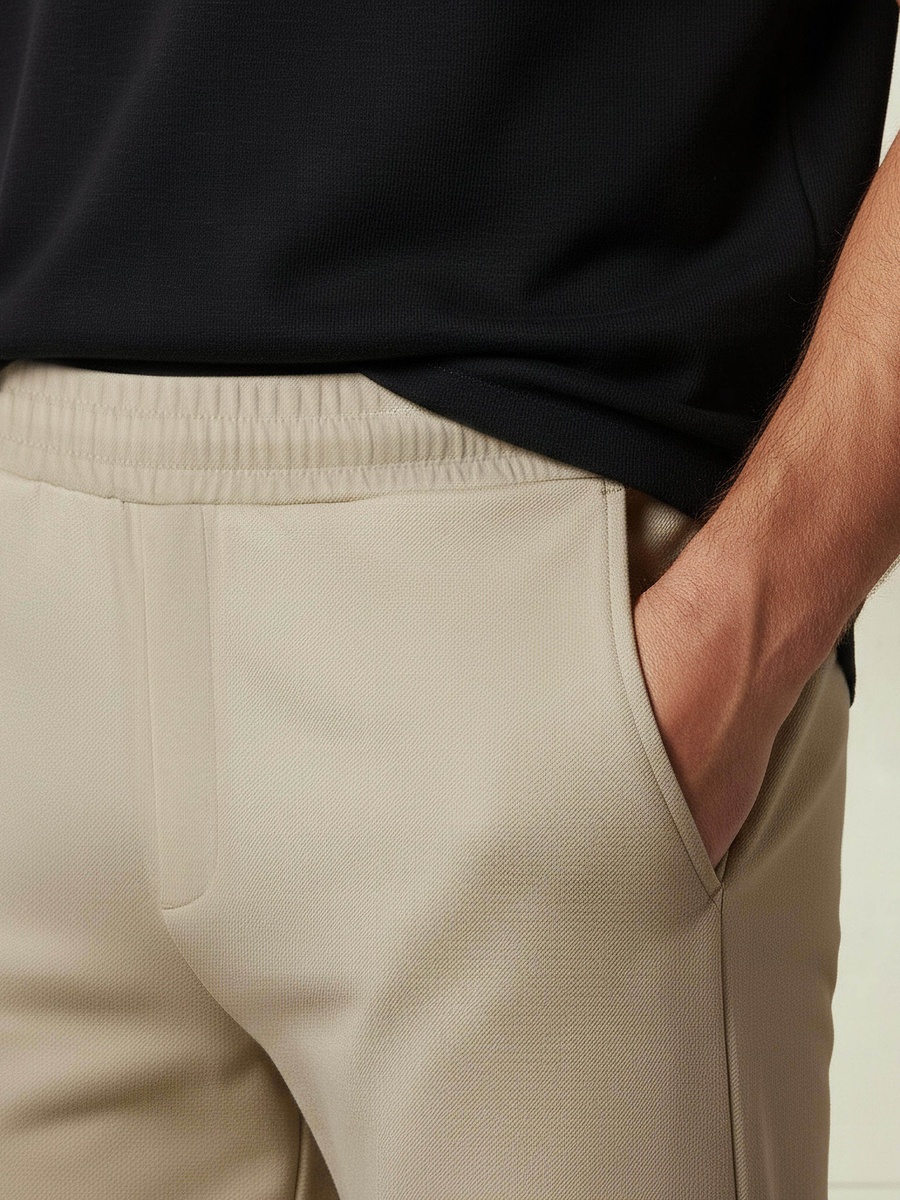 Men Relaxed Fit Joggers with Pockets