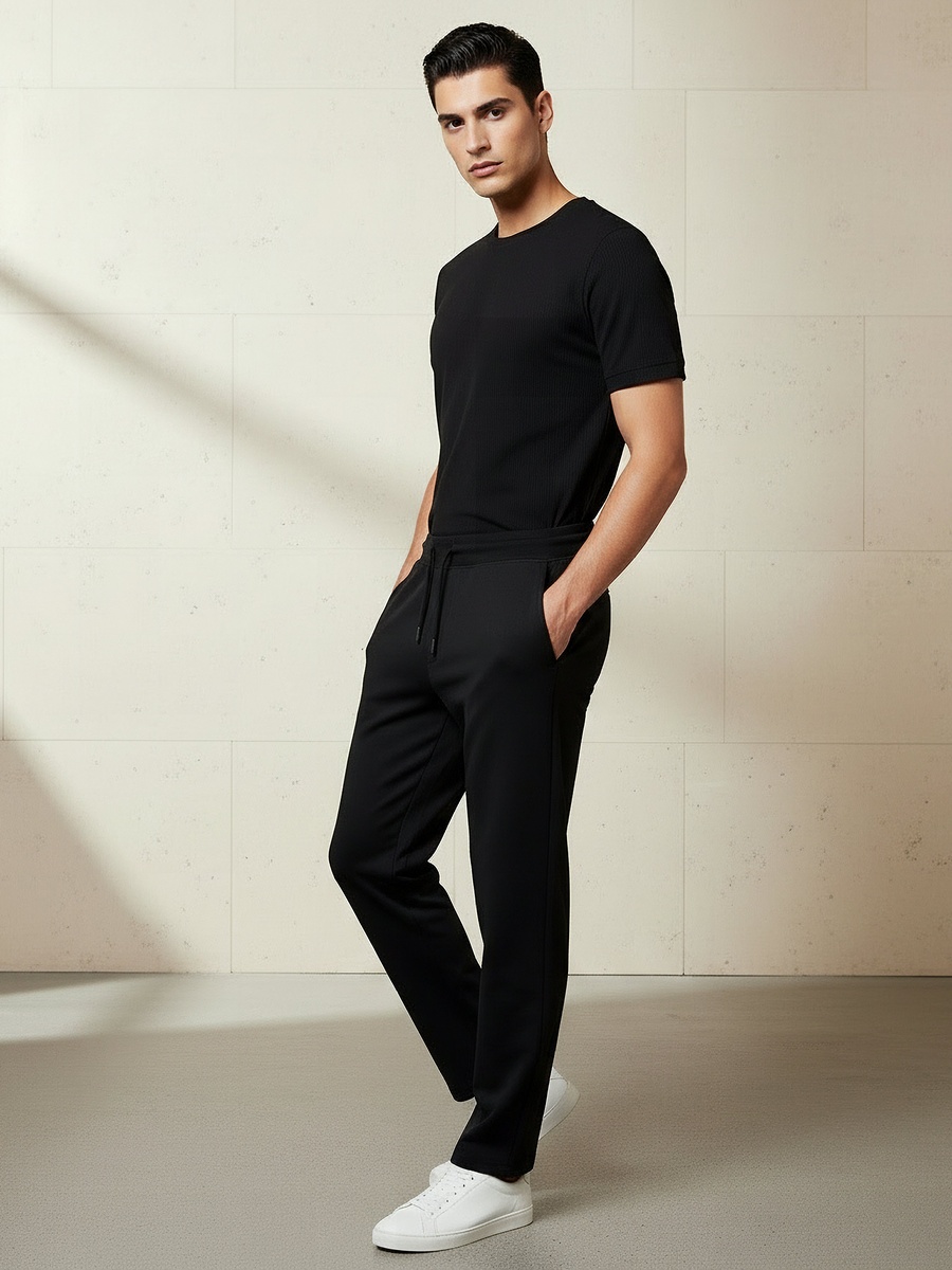 Men Regular Fit Joggers with Pockets