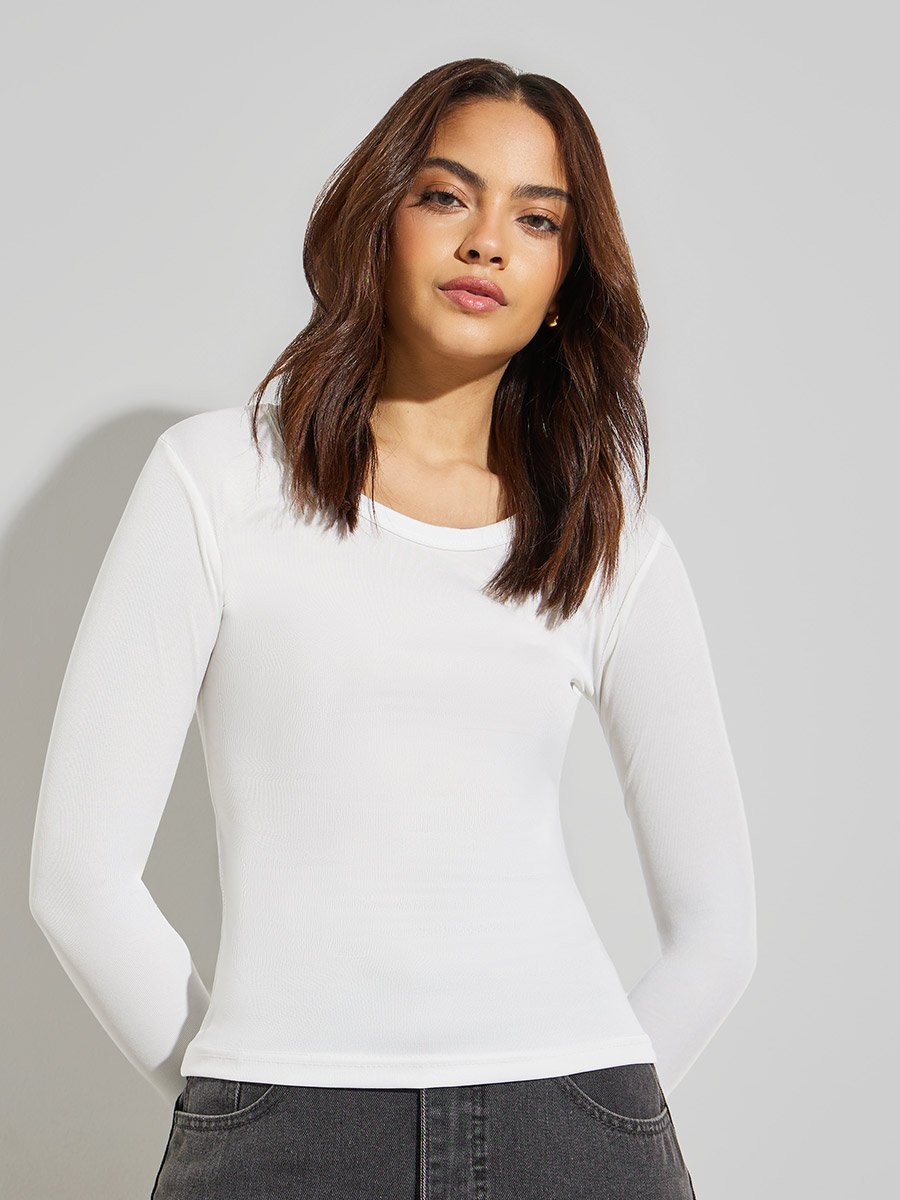 White Round Neck Ribbed Knit Top