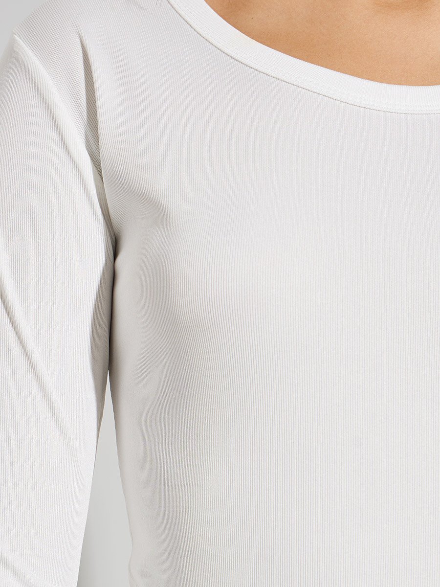 White Round Neck Ribbed Knit Top