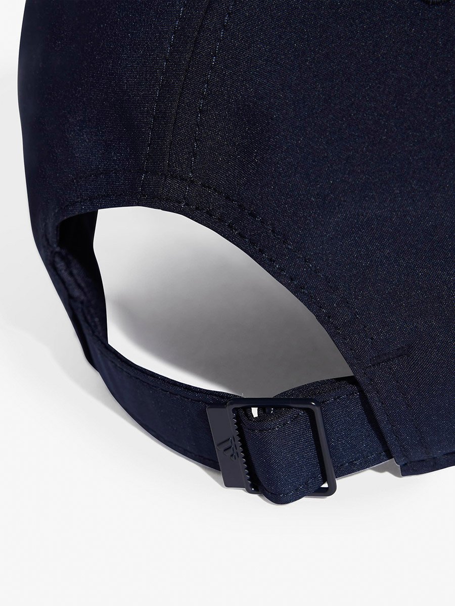 Metal Badge Lightweight Baseball Cap
