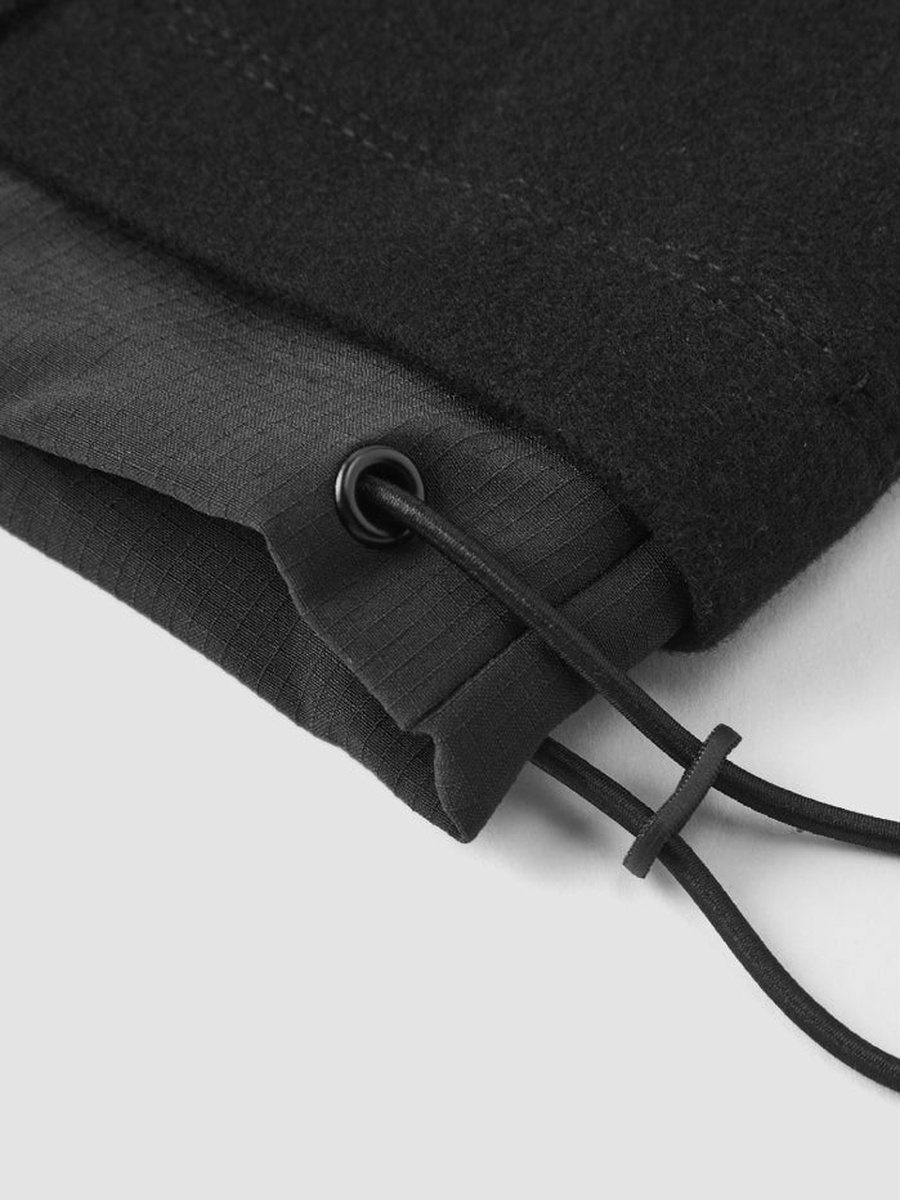 Men Minimalist Hoodie with Adjustable Hem