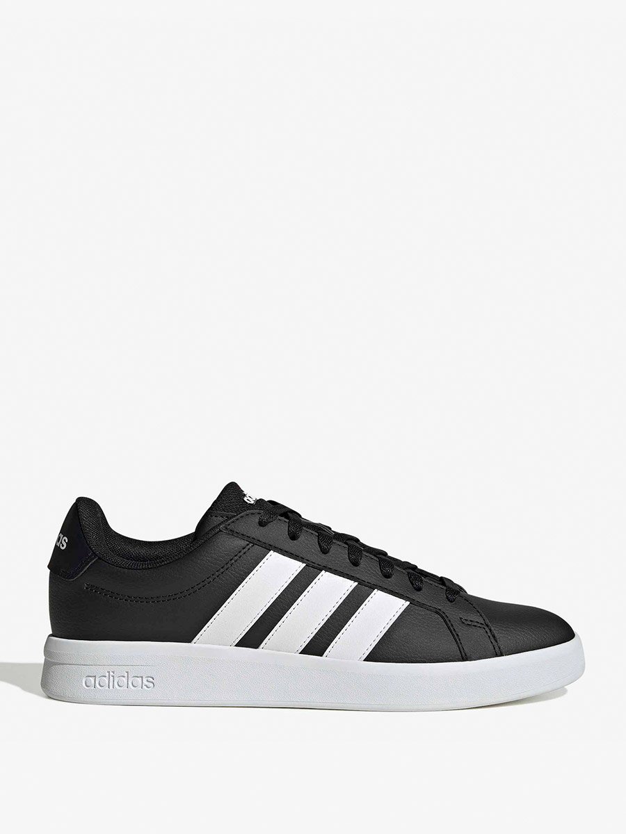Grand Court Base 3. Shoes