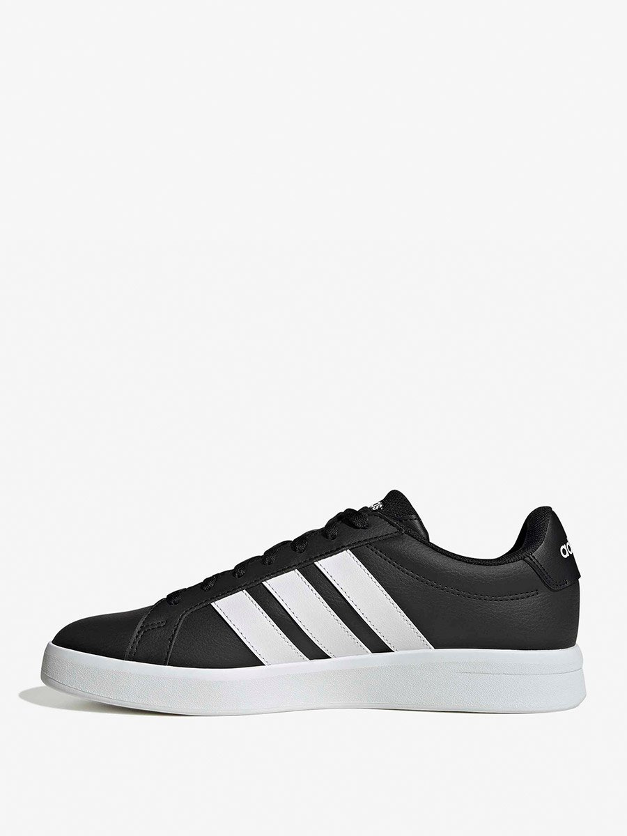Grand Court Base 3. Shoes