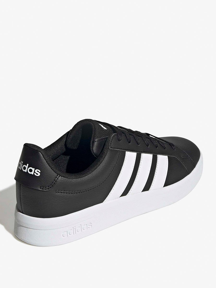Grand Court Base 3. Shoes