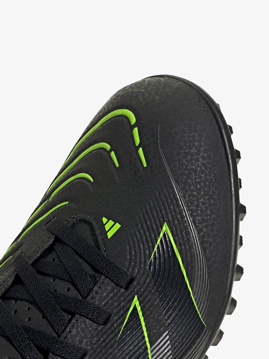 Predator Club Turf Shoes