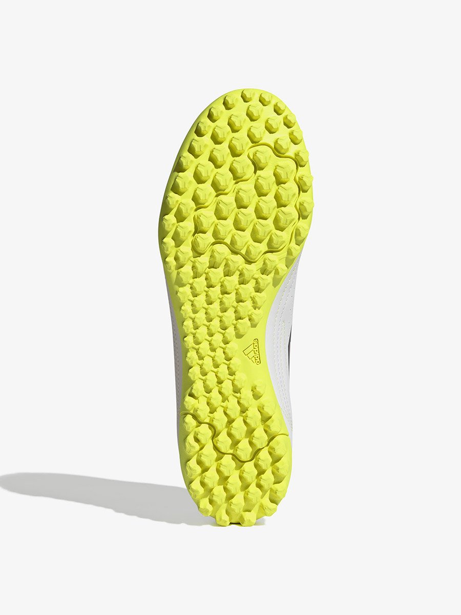 Deportivo III Turf Shoes