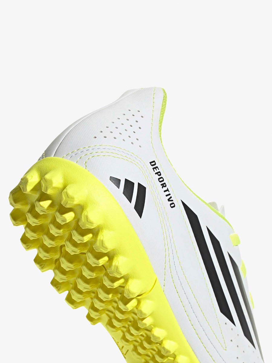 Deportivo III Turf Shoes