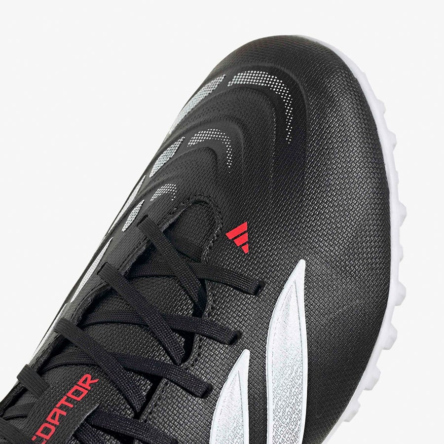 Predator Club Turf Shoes