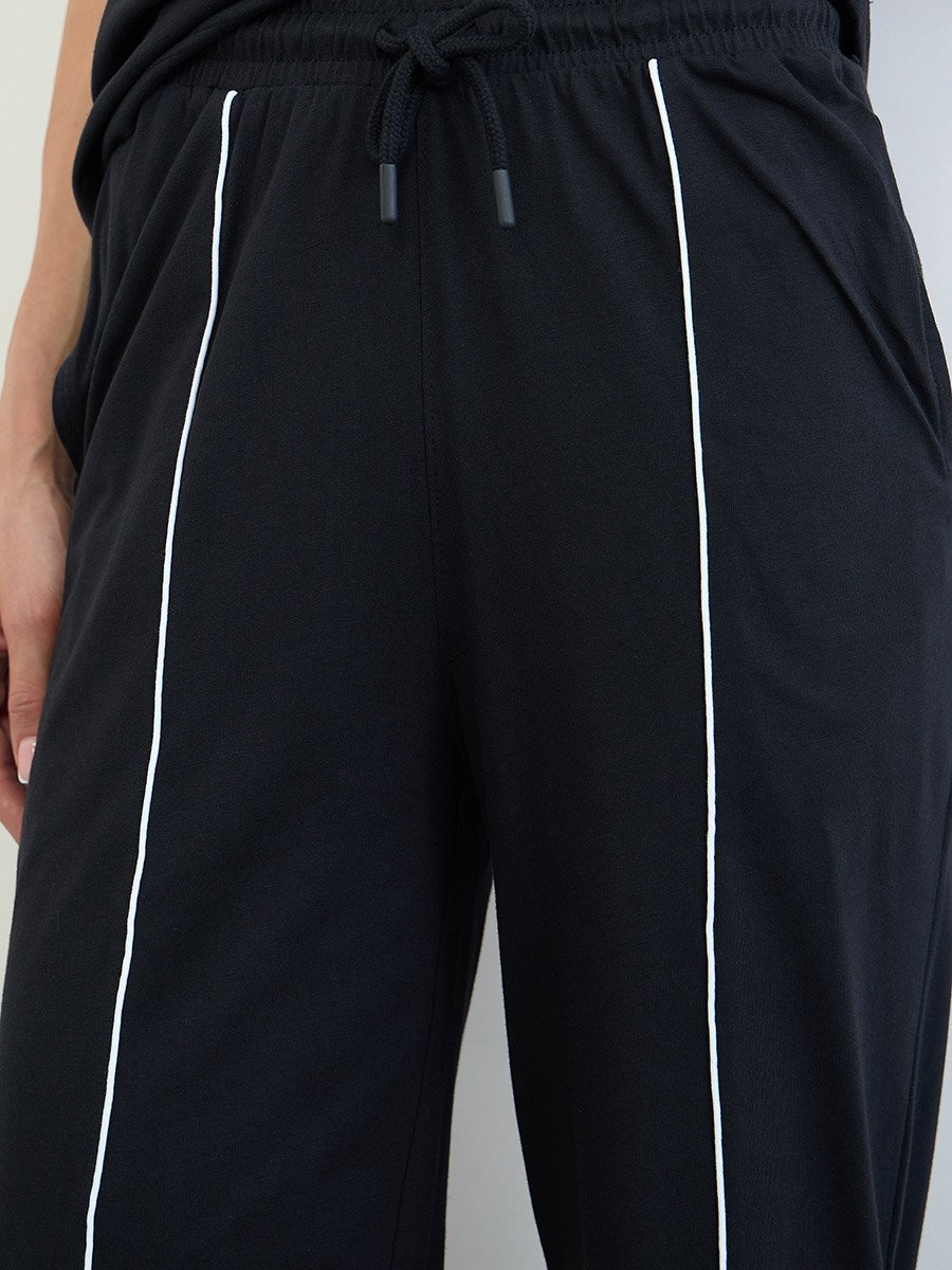 Black Piping Detail Cotton T-Shirt and Joggers Set