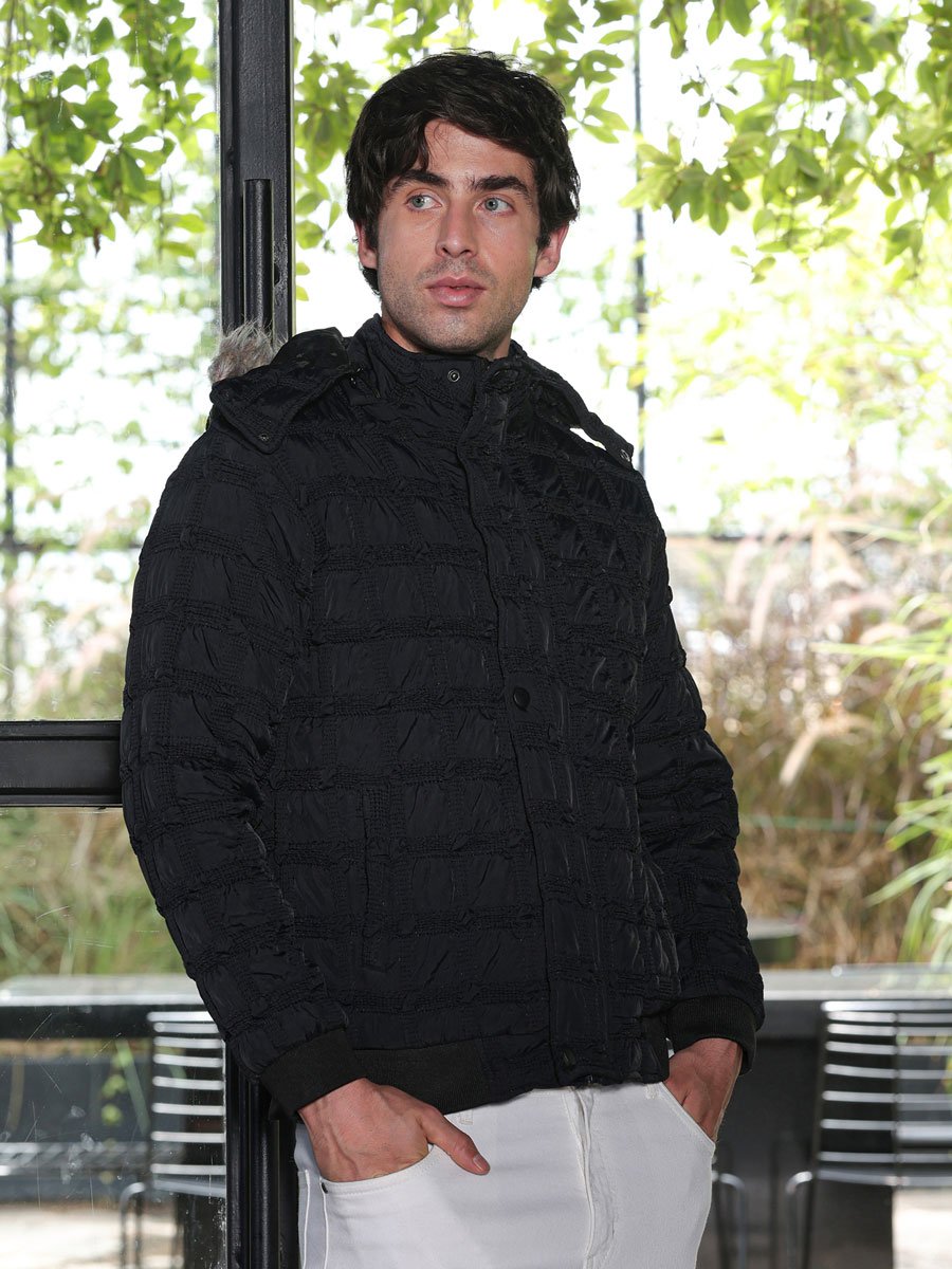 Men Black Grid-Tactile Puffer Jacket