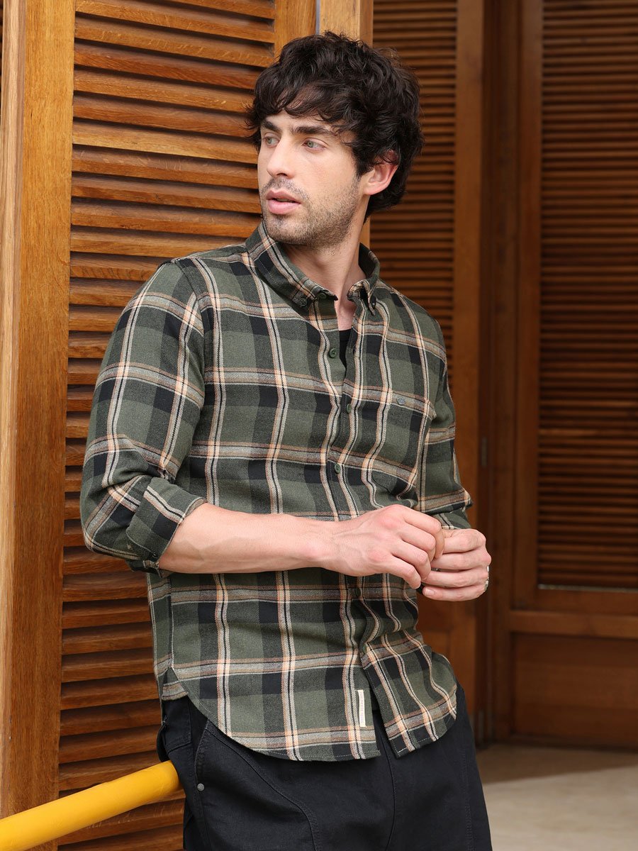 Men Jungle Green Button-Down Shadow-Plaid Shirt