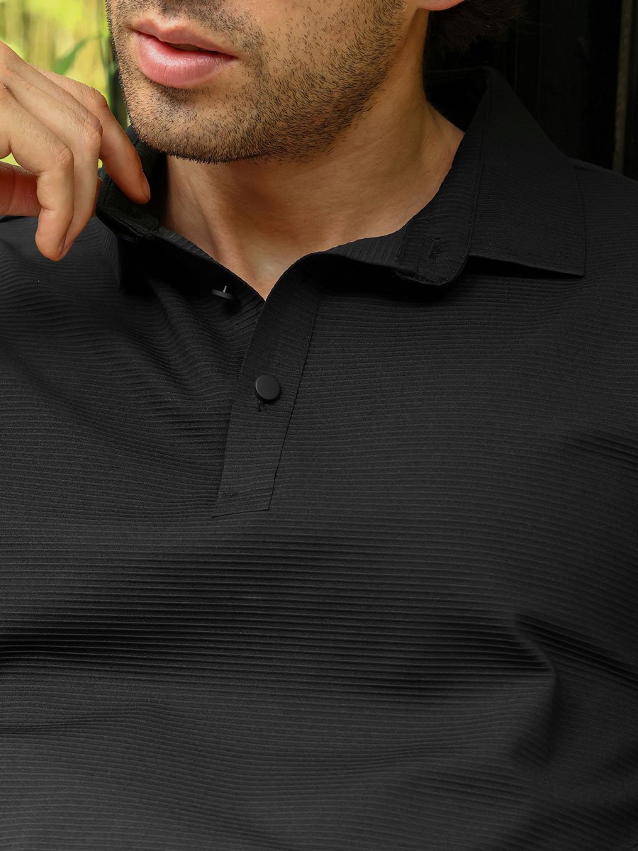 Men Black Solid eamless Lined Polo