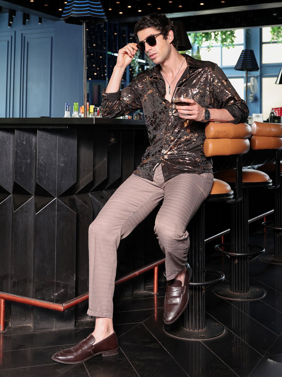 Men Onyx Black Camou-Foil Imprint Shirt