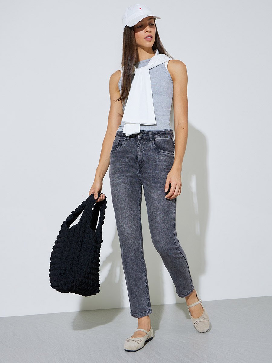 Mid Rise Washed Ankle Length Slim Fit Jeans