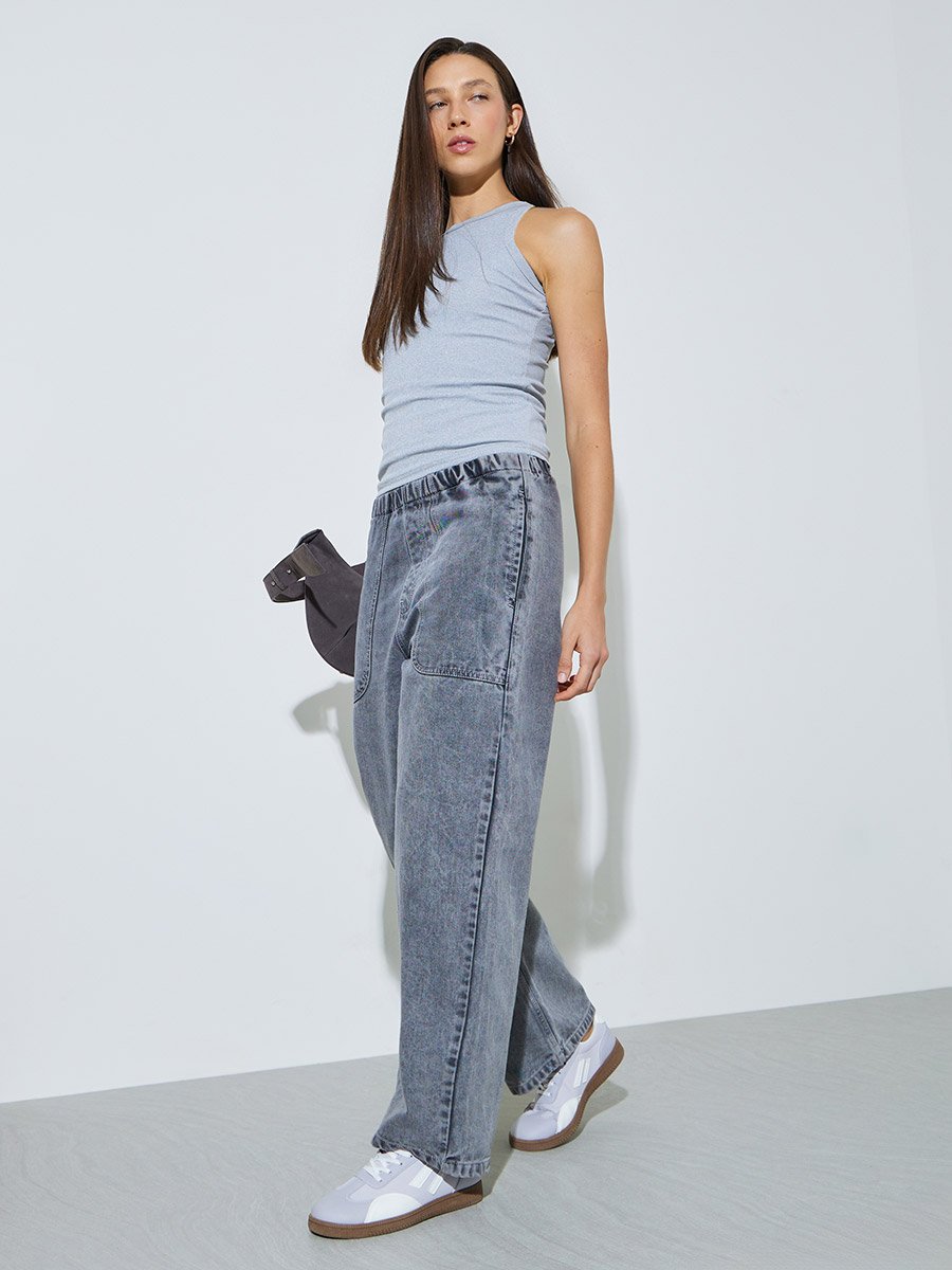 Grey Straight Fit Jogger Style Jeans with Patch Pocket