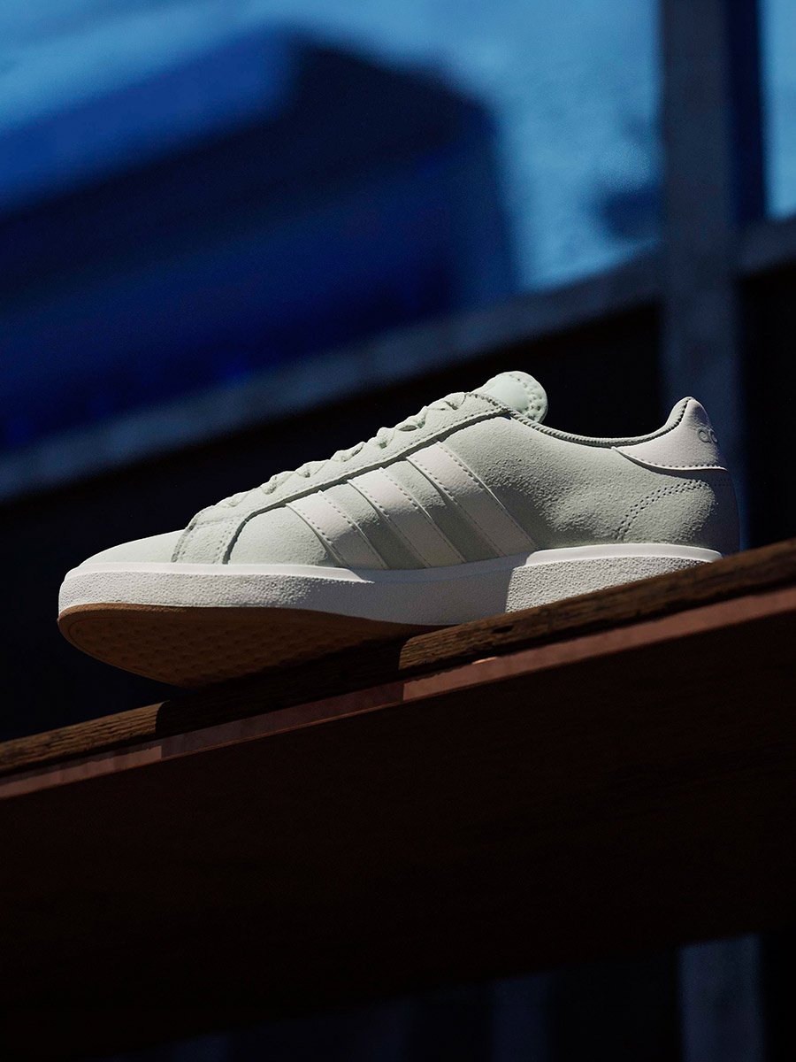 Grand Court Base 00s Shoes