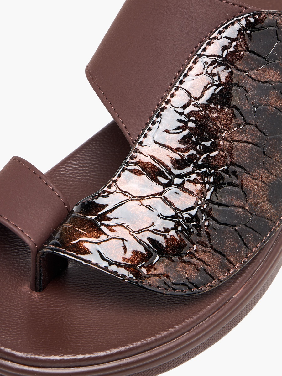 Men Toe Loop Detail Arabic Sandals