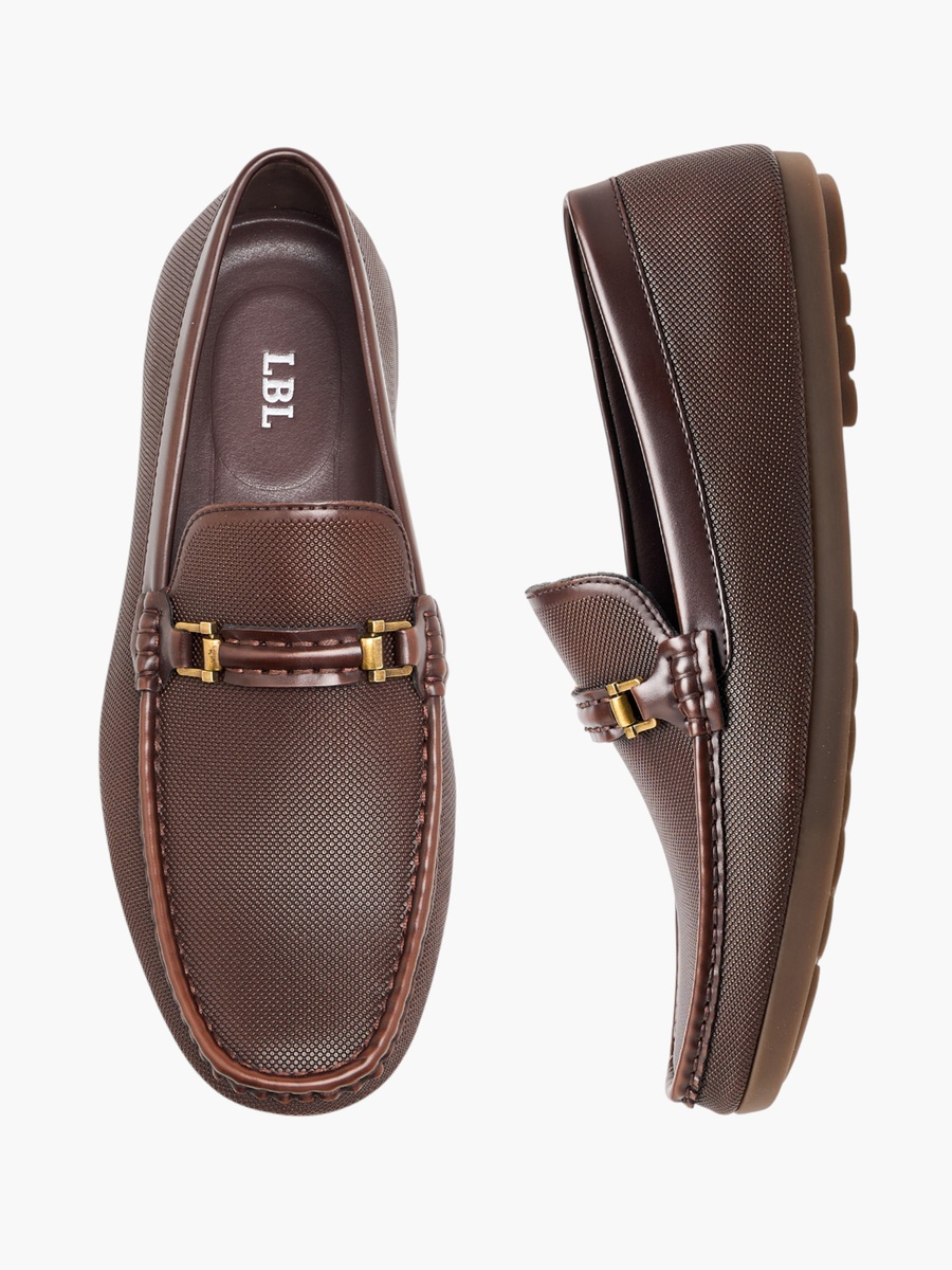Men Textured Loafers