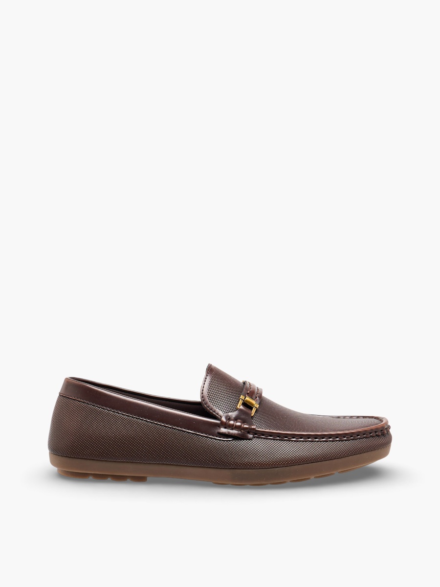 Men Textured Loafers
