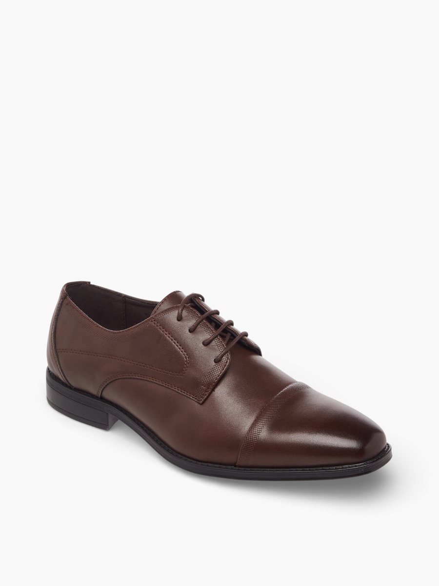 Men Lace-Up Derby Shoes
